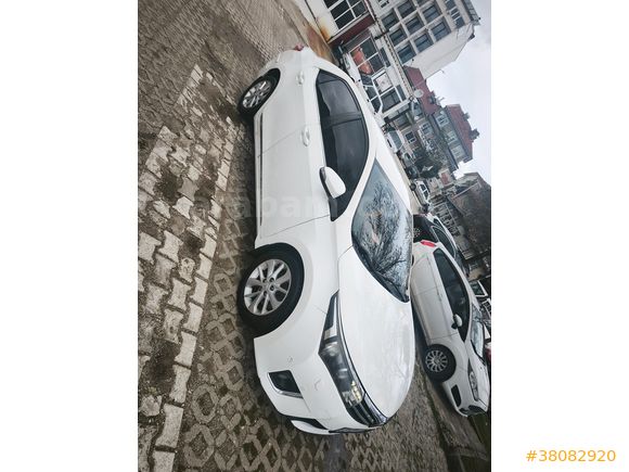 Sahibinden Toyota Corolla 1.4 D-4D Premium 2013 Model