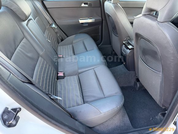 AKTİF den 2009 VOLVO S40 1.6 D PREMIUM EDITION 109 HP BAKIMLI. .