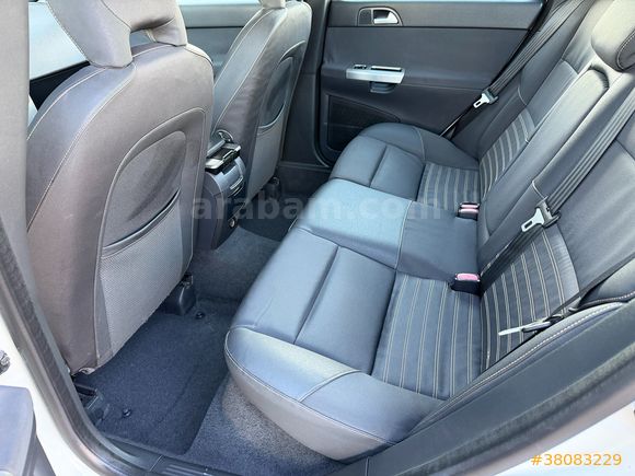 AKTİF den 2009 VOLVO S40 1.6 D PREMIUM EDITION 109 HP BAKIMLI. .