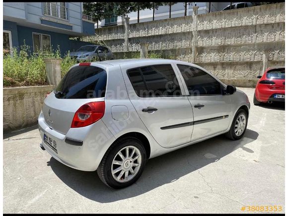 Memurdan Renault Clio 1.5 dCi Expression 2009 Model
