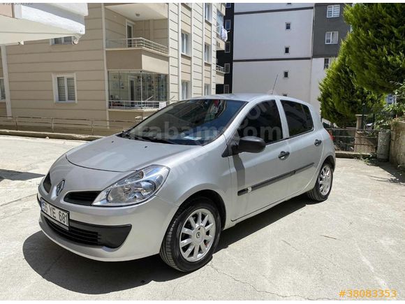 Memurdan Renault Clio 1.5 dCi Expression 2009 Model