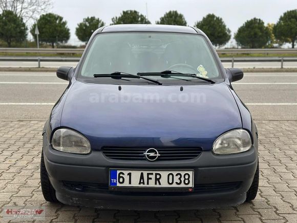 Opel Corsa (Otomatik)