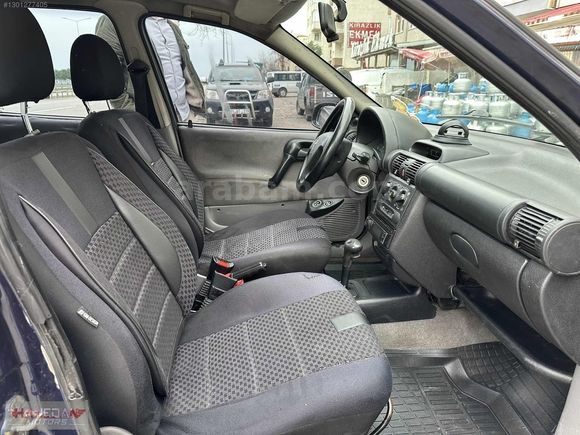 Opel Corsa (Otomatik)