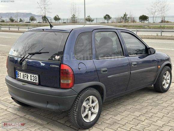 Opel Corsa (Otomatik)