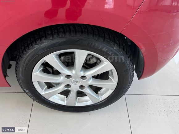 2023 CORSA 1.2 100 AT8 EDITION -63.000 KM