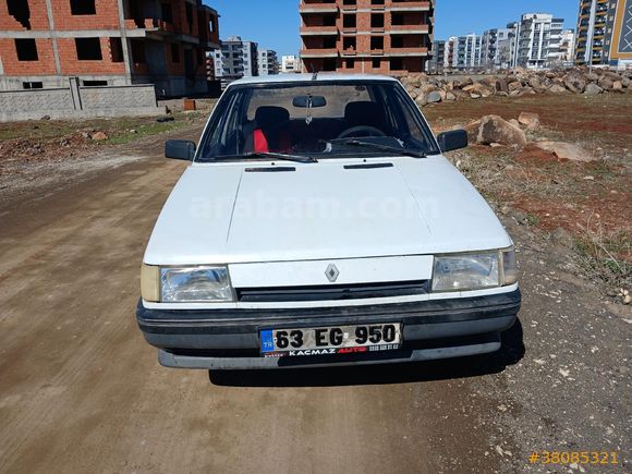 Sahibinden Renault R 9 1.4 Broadway 1995 Model