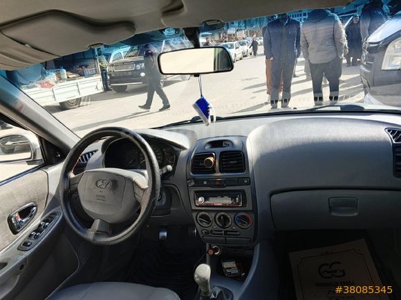 Sahibinden Hyundai Accent 1.3 Admire 2004 Model