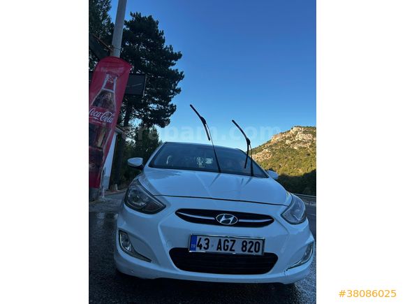 Sahibinden Hyundai Accent Blue 1.4 CVVT Mode Plus 2014 Model Kütahya