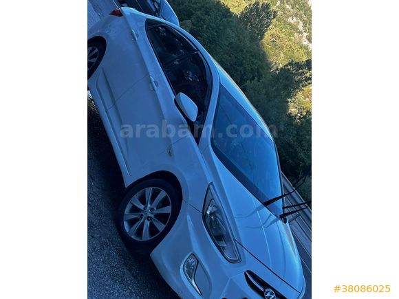 Sahibinden Hyundai Accent Blue 1.4 CVVT Mode Plus 2014 Model Kütahya