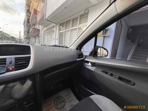 Sahibinden Peugeot 207 1.4 Trendy 2008 Model 