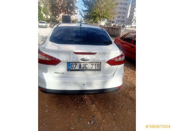 Sahibinden Ford Focus 1.6 TDCi Trend X 2012 Model  254500.km Beyaz