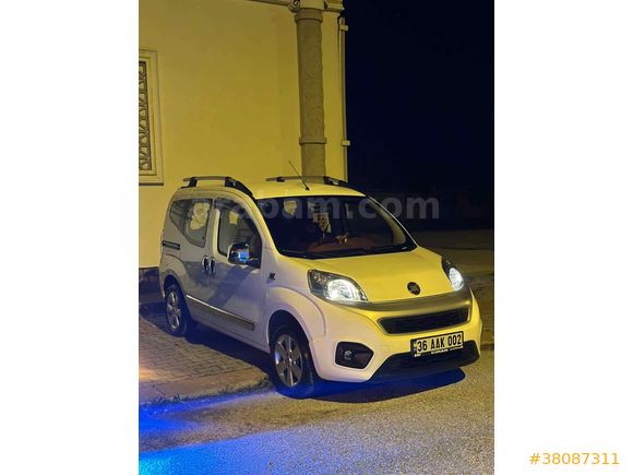Sahibinden Fiat Fiorino Combi 1.4 Eko Safeline 2020 Model  21.000 km Beyaz