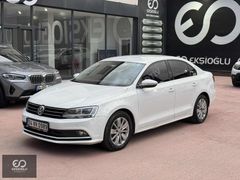 WOLKSWAGEN JETTA COMFORTLİNE/DEĞİŞENSİZ/KREDİLİ/FIRSAT ARACI