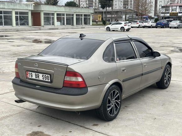 BAKIMLI TEMİZ VECTRA