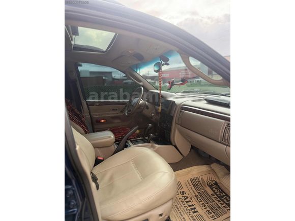 SALİH AUTO DAN EKSTRALI 4*4 JEEP