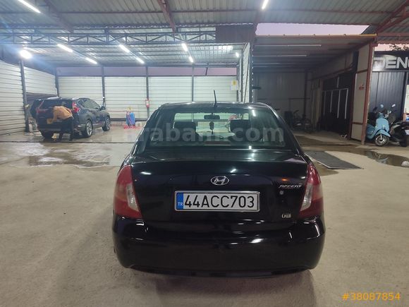 Sahibinden Hyundai Accent Era 1.5 CRDi Mode 2011 Model