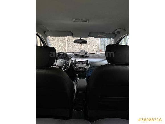 Sahibinden Hyundai i20 1.2 D-CVVT Jump 2014 Model 