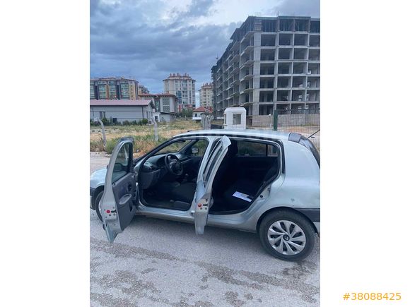 Sahibinden Renault Clio 1.4 RTA 2000 Model 