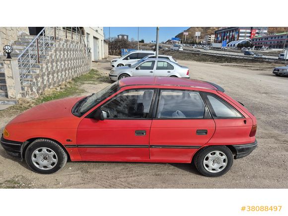 Sahibinden Opel Astra 1.4 Life 1994 Model