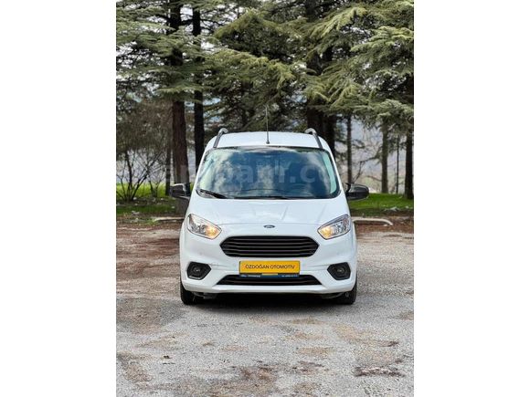 ÖZDOĞAN DAN FORD COURİER 80.000/* KM TİTANİUM PLUS FUL+FUULLL