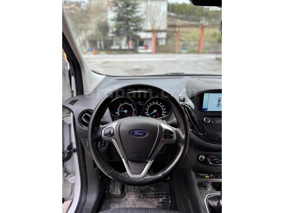 ÖZDOĞAN DAN FORD COURİER 80.000/* KM TİTANİUM PLUS FUL+FUULLL