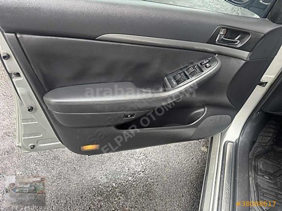 ELPAR'DAN 2006 AVENSİS 2.2 D-4D ELEGANT EXECUTİVE ORJ.346 BİN KM