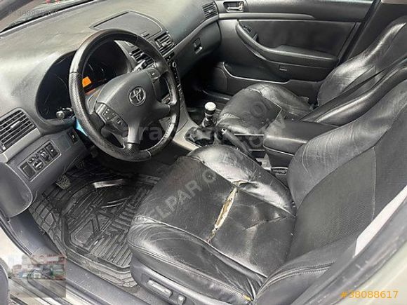 ELPAR'DAN 2006 AVENSİS 2.2 D-4D ELEGANT EXECUTİVE ORJ.346 BİN KM