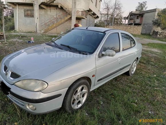 Sahibinden Renault Megane 1.6 Alize 2004 Model  