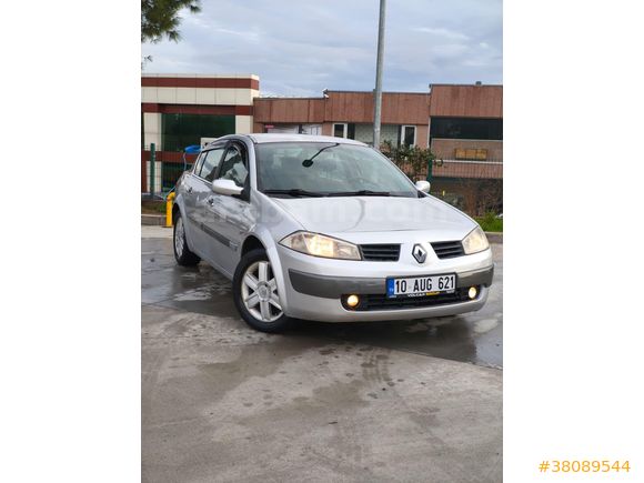 Sahibinden Renault Megane 1.6 Dynamique 2006 Model  390.000 km Gri (Gümüş)