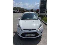 Sahibinden Ford Fiesta 1.4 Titanium 2012 Model Beyaz