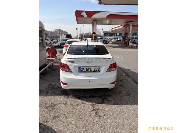 Sahibinden Hyundai Accent Blue 1.6 CRDI Biz 2015 Model 
