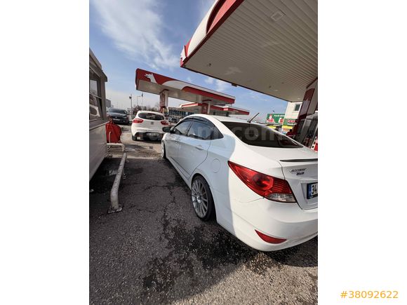 Sahibinden Hyundai Accent Blue 1.6 CRDI Biz 2015 Model 