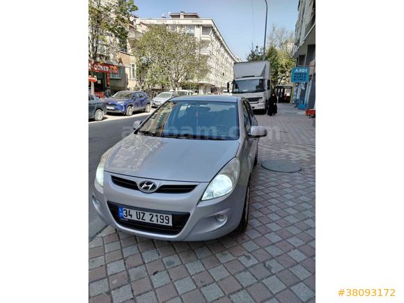 Sahibinden Hyundai i20 Troy 1.2 DOHC Mode 2011 Model İstanbul 150.000 km Gri