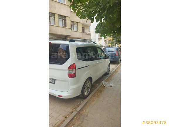 Sahibinden Ford Tourneo Courier 1.6 TDCi Titanium Plus 2017 Model