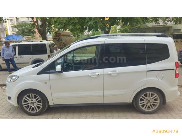 Sahibinden Ford Tourneo Courier 1.6 TDCi Titanium Plus 2017 Model