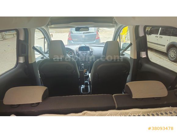 Sahibinden Ford Tourneo Courier 1.6 TDCi Titanium Plus 2017 Model