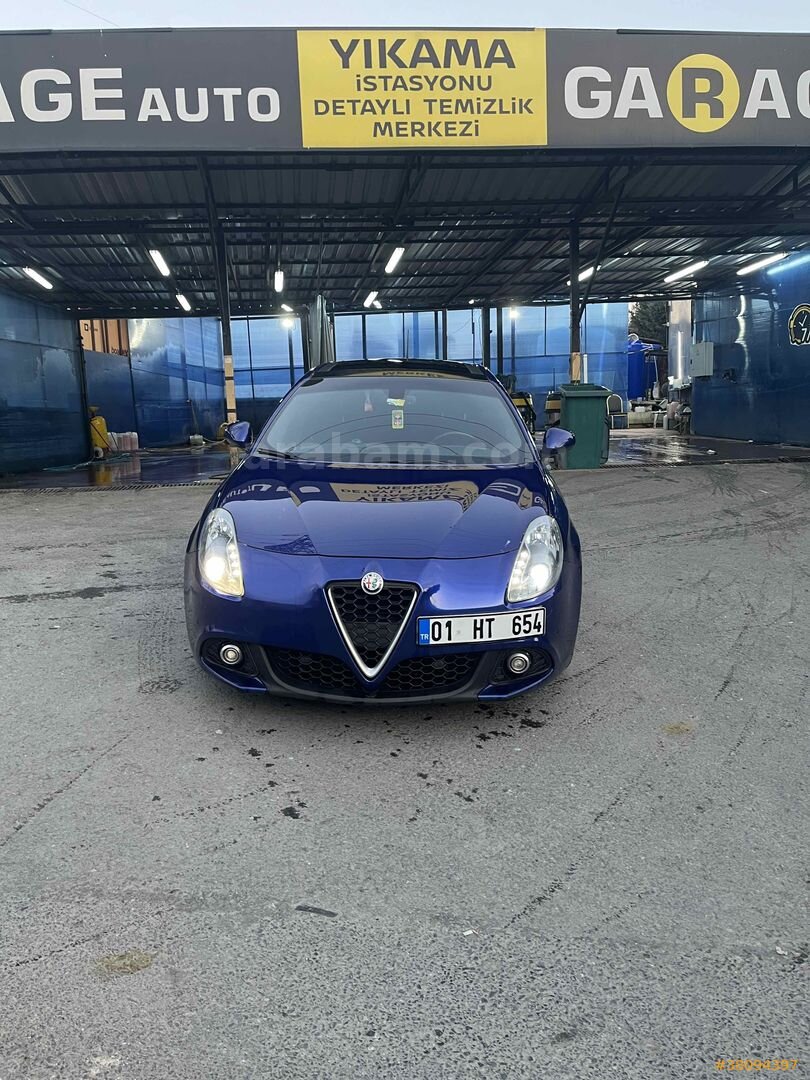 Sahibinden Alfa Romeo Giulietta 1.6 JTD Super TCT 2016 Model İstanbul 210.000 km Mavi (metalik) 4