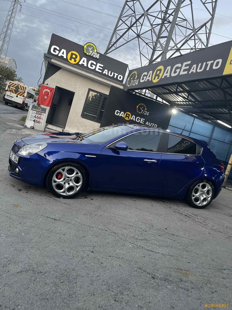 Sahibinden Alfa Romeo Giulietta 1.6 JTD Super TCT 2016 Model İstanbul 210.000 km Mavi (metalik) 5