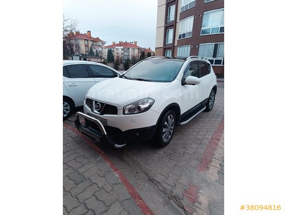 Boyasız, Değişensiz, full orijinal Nissan Qashqai 1.6 dCi Platinum 2012 Model Konya