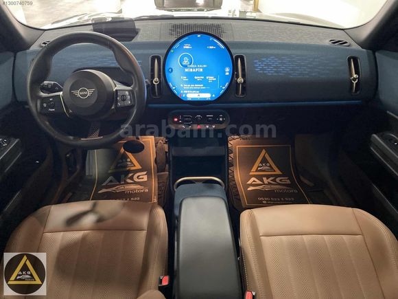 AKG MOTORS 2025/MİNİ/COUNTYRMAN E/FAVOURED/19 JANT/ISITMA/HTSZ