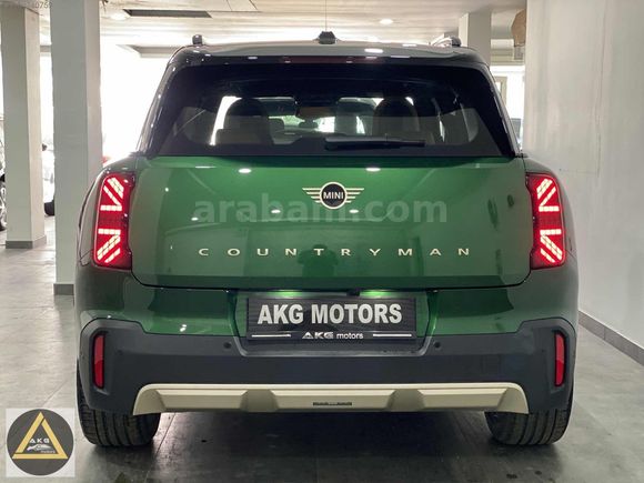 AKG MOTORS 2025/MİNİ/COUNTYRMAN E/FAVOURED/19 JANT/ISITMA/HTSZ