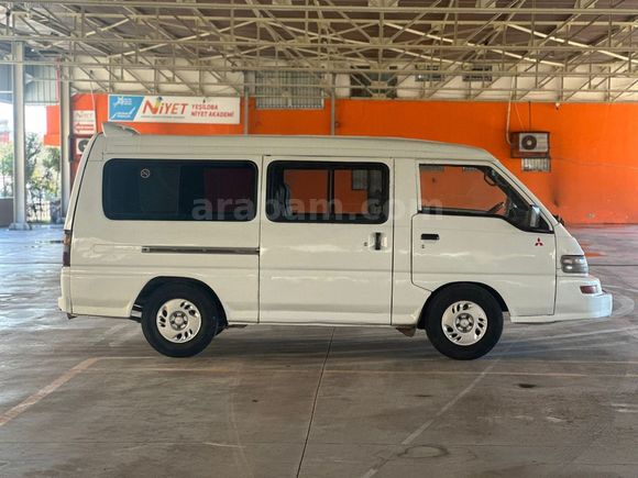 2004 MODEL - KLIMALI - 4+1 - CITY VAN L300