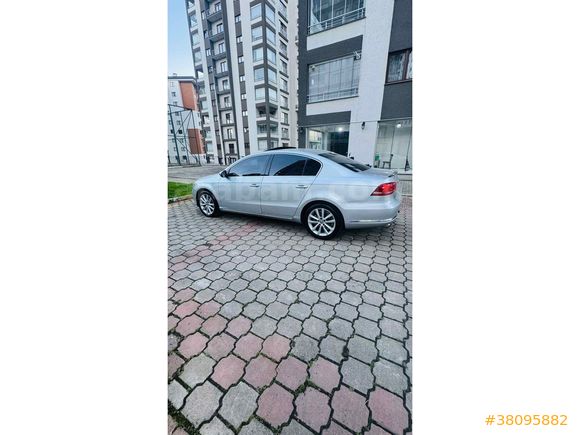 2013 Model Highline Sunroof lu Passat 