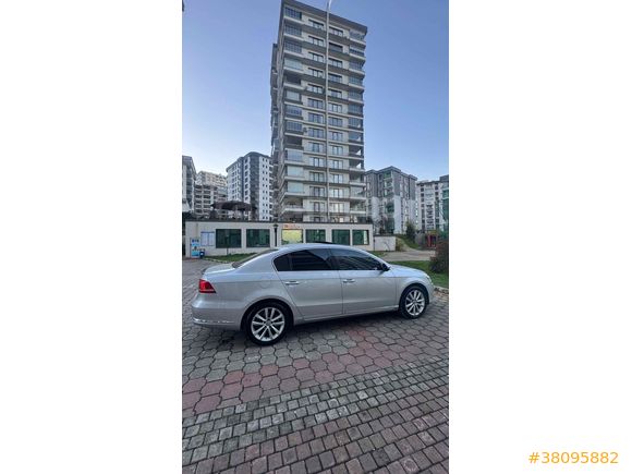 2013 Model Highline Sunroof lu Passat 