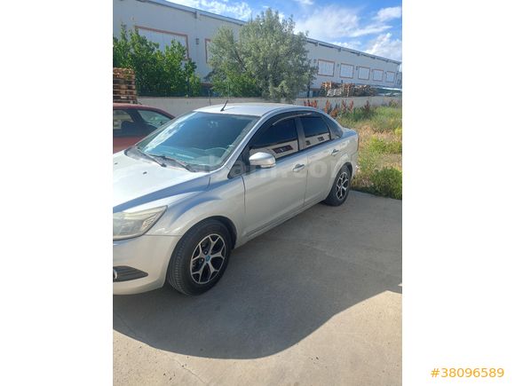 Sahibinden Ford Focus 1.6 Comfort 2011 Model