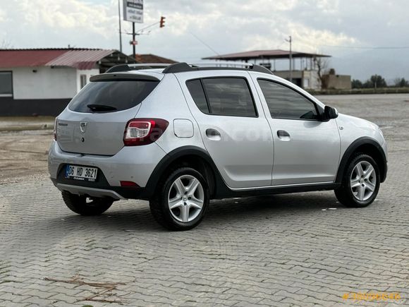 Sahibinden Dacia Sandero 0.9 TCe Stepway 2016 Model