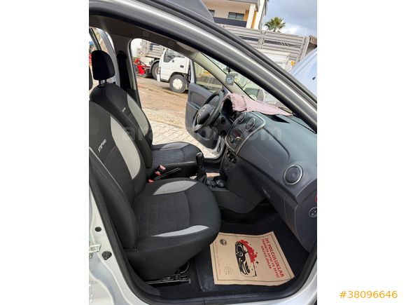 Sahibinden Dacia Sandero 0.9 TCe Stepway 2016 Model
