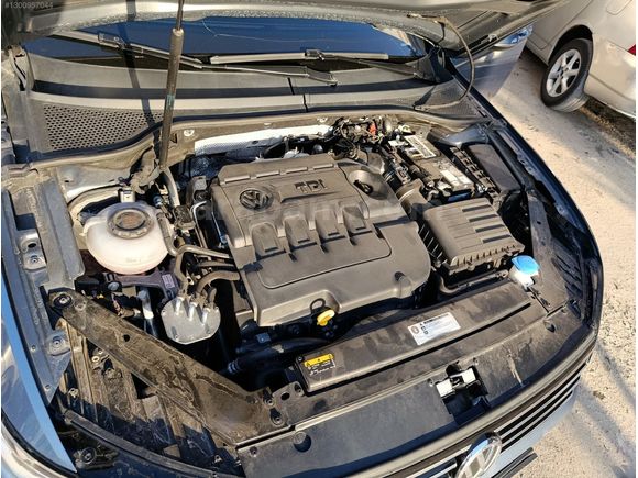 2018 LANSMAN RENGİ OTOMATİK PASSAT