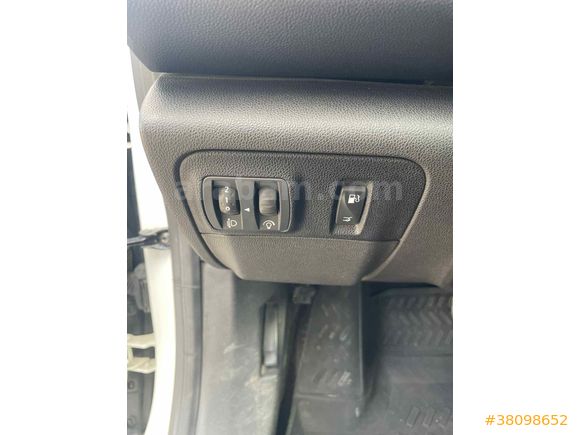 AND MOTİON | 2017 RENAULT MEGANE TOUCH | DEĞIŞENSIZ 