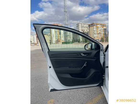 AND MOTİON | 2017 RENAULT MEGANE TOUCH | DEĞIŞENSIZ 